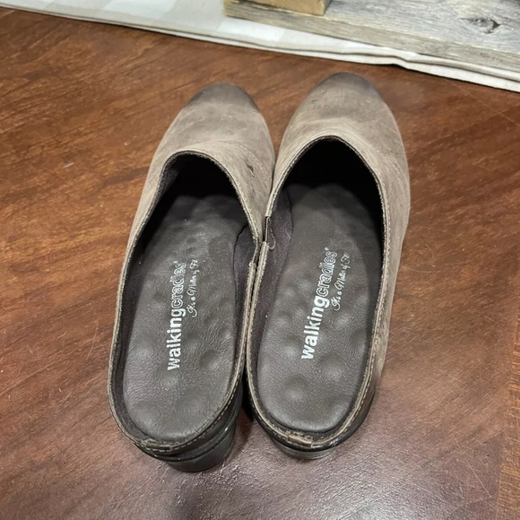 Walking Cradles CADEN Leather  Mules Slip On - Picture 10 of 10